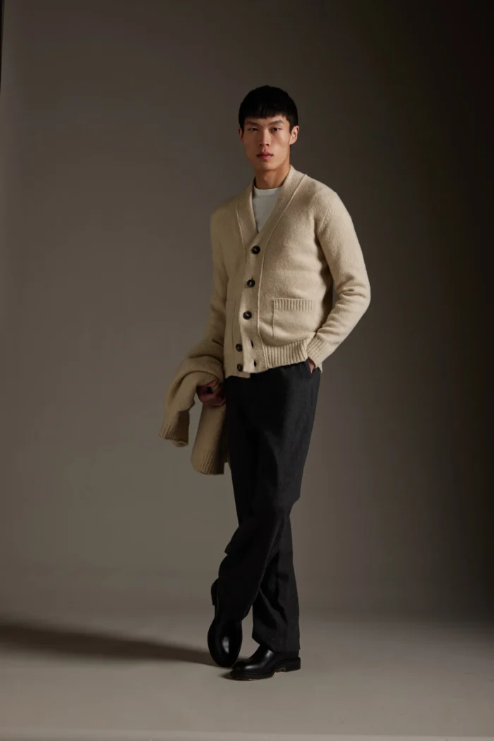 Cardigan con tasche in filoato fantasia